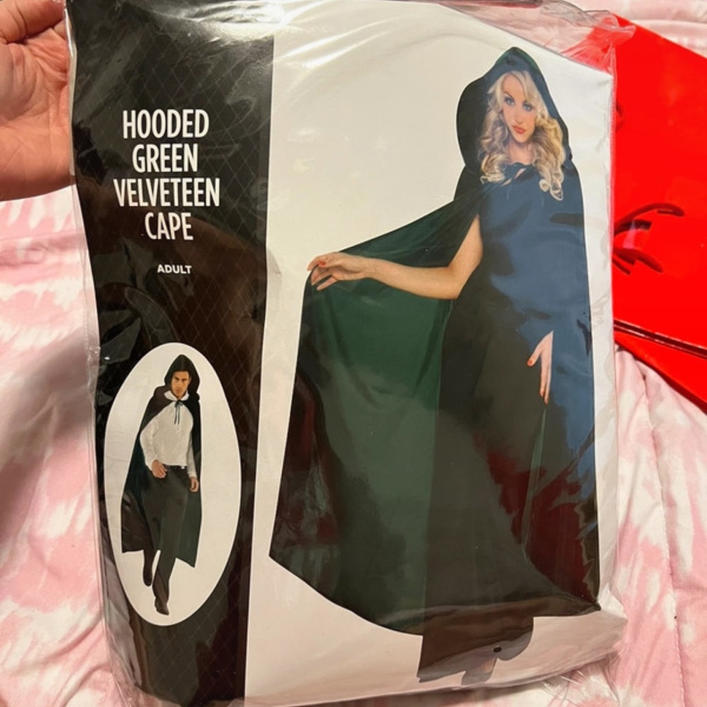Hooded cape